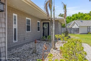 2554 Kumquat Street, Palm Bay, FL 32905 - MLS#1076060