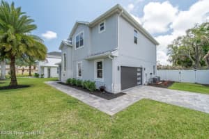 2093 Greenway Drive, Melbourne, FL 32901 - MLS#1076065
