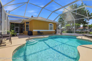 346 Carmel Drive, Melbourne, FL 32940 - MLS#1076068