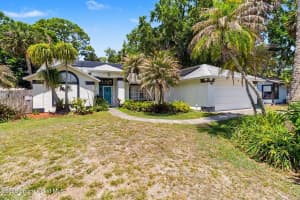 826 Roger Avenue, Palm Bay, FL 32907 - MLS#1076143