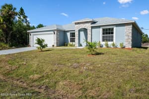 413 Ganley Street, Palm Bay, FL 32908 - MLS#1076188