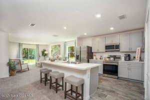 527 Lamkin Street, Palm Bay, FL 32908 - MLS#1076214