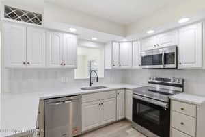 524 Westminster Avenue, Melbourne, FL 32935 - MLS#1076258
