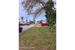 1735 Central Avenue, Merritt Island, FL 32952 - MLS#1076292