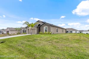 539 Hamwood Street, Palm Bay, FL 32908 - MLS#1076403