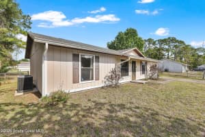 587 Tasco Avenue, Palm Bay, FL 32908 - MLS#1076462