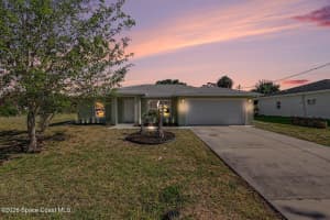 1188/1182 Ver Circle, Palm Bay, FL 32905 - MLS#1076470
