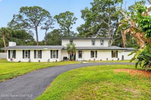 2215 Coconut Lane, Merritt Island, FL 32952 - MLS#1076549
