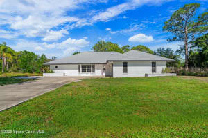 551 Emerson Drive, Palm Bay, FL 32907 - MLS#1076556
