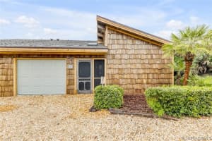 4239 Gardenwood Circle, Grant, FL 32949 - MLS#1076591