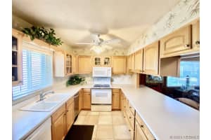 1465 Harbor City Boulevard, Melbourne, FL 32901 - MLS#1076597