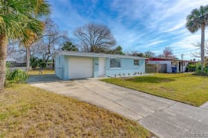 400 Forest Trace Circle, Titusville, FL 32780 - MLS#1076603