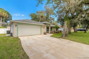 1311 Cindy Circle, Palm Bay, FL 32905 - MLS#1076633