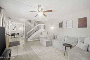 1812 Vista Oaks Circle, Palm Bay, FL 32905 - MLS#1076645