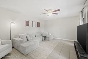 1812 Vista Oaks Circle, Palm Bay, FL 32905 - MLS#1076645