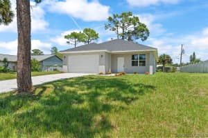 2504 Addison Drive, Melbourne, FL 32940 - MLS#1076734