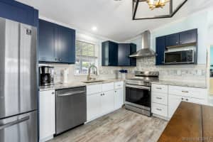 122 Windward Way, Indian Harbour Beach, FL 32937 - MLS#1076745