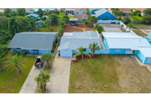 4042 Sweet Bay Drive, Mims, FL 32754 - MLS#1076859