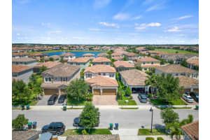 427 Brightwaters Drive, Cocoa Beach, FL 32931 - MLS#1076887