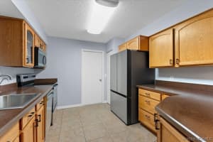 498 Lake Victoria Circle, Melbourne, FL 32940 - MLS#1076946