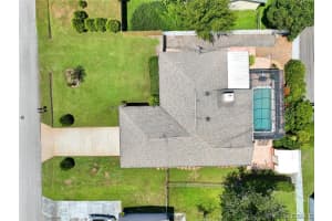 586 Darien Avenue, Palm Bay, FL 32908 - MLS#1077001