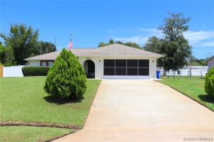 586 Darien Avenue, Palm Bay, FL 32908 - MLS#1077001
