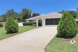 586 Darien Avenue, Palm Bay, FL 32908 - MLS#1077001
