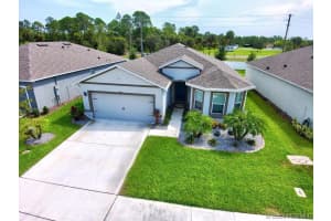 717 Gelaso Street, Palm Bay, FL 32908 - MLS#1077004