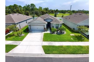 717 Gelaso Street, Palm Bay, FL 32908 - MLS#1077004