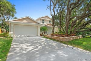 226 Pigeon Avenue, Palm Bay, FL 32907 - MLS#1077040