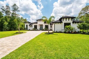 331 Holiday Park Boulevard, Palm Bay, FL 32907 - MLS#1077044