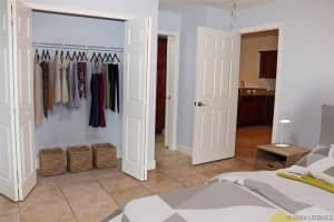 561 Fort Pierce Street, Palm Bay, FL 32908 - MLS#1077060