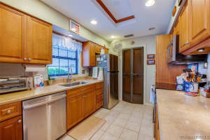 971 Golden Beach Boulevard, Indian Harbour Beach, FL 32937 - MLS#1077095
