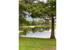 4955 Dixie Highway, Palm Bay, FL 32905 - MLS#1077098