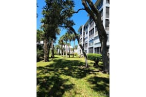 950 Taft Avenue, Palm Bay, FL 32909 - MLS#1077237