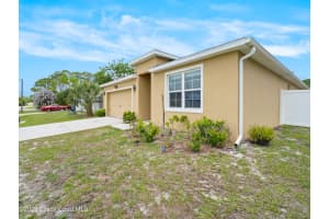 104 Carmelite Avenue, Palm Bay, FL 32907 - MLS#1077359