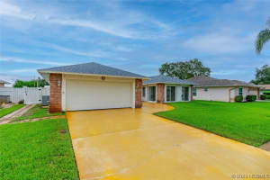 685 Poinsetta Drive, Satellite Beach, FL 32937 - MLS#1077372