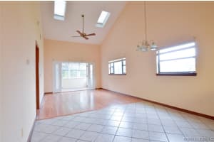8644 Atlantic Avenue, Cape Canaveral, FL 32920 - MLS#1077875