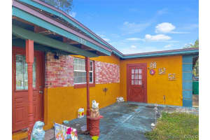 409 Saint Johns Drive, Satellite Beach, FL 32937 - MLS#1077931