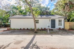 1680 Kinsale Court, Melbourne, FL 32940 - MLS#1077997