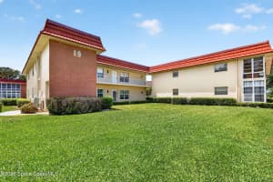 19 Pine Arbor Lane, Vero Beach, FL 32962 - MLS#1078088