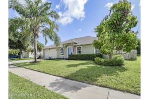 6029 Ridge Lake Circle, Vero Beach, FL 32967 - MLS#1078198