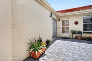 733 Green Valley Lane, Melbourne, FL 32940 - MLS#1078572