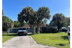 8206 Lakeland Boulevard, Fort Pierce, FL 34951 - MLS#1078729