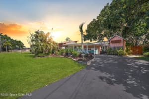 514 Cocoa Isles Boulevard, Cocoa Beach, FL 32931 - MLS#1079309