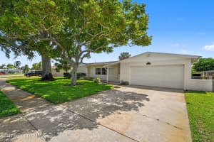 60 Florida Boulevard, Merritt Island, FL 32953 - MLS#1079475