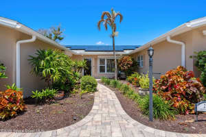 27 Westview Lane, Cocoa Beach, FL 32931 - MLS#1079783