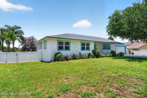 5180 Palmetto Drive, Melbourne Beach, FL 32951 - MLS#1080165