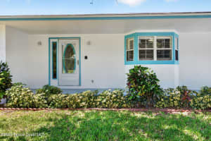 5180 Palmetto Drive, Melbourne Beach, FL 32951 - MLS#1080165