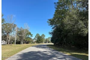 25 Village Drive, Ormond Beach, FL 32174 - MLS#1080256